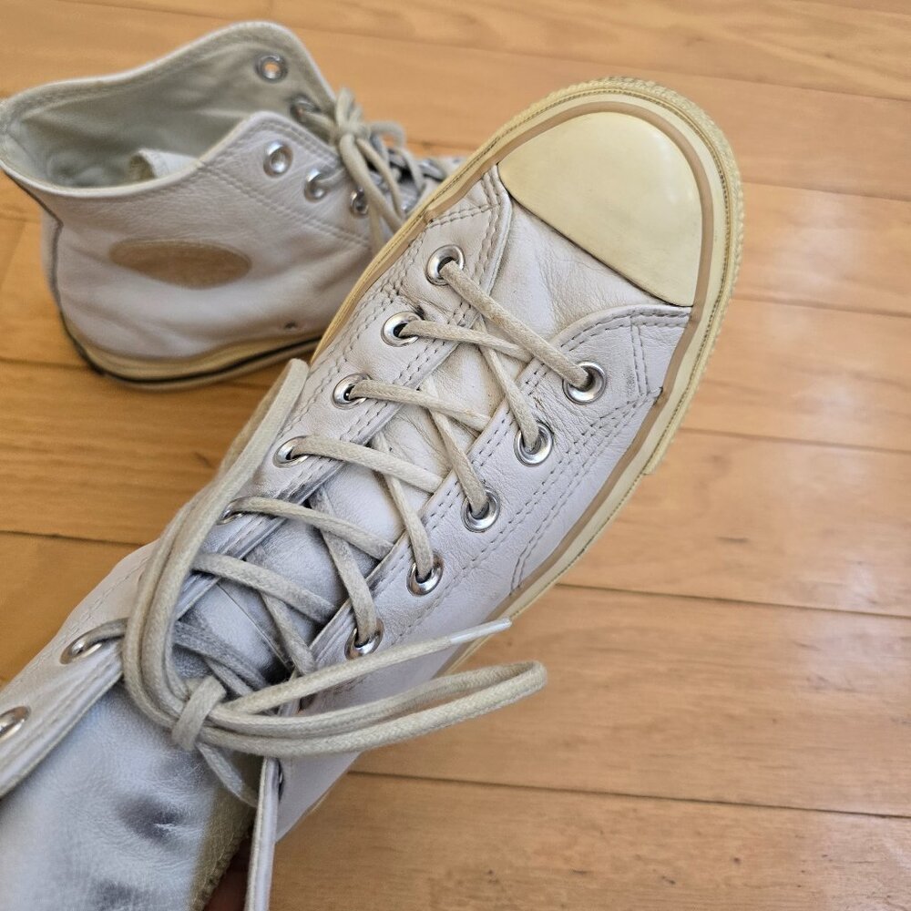 Converse | Chuck 70 monochrome white leather hi-top sneakers | MENS 8 - Picture 4 of 11